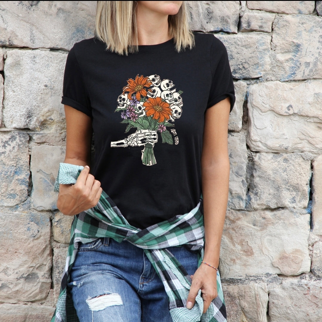 Skeleton Bouquet Tee 🌼💀